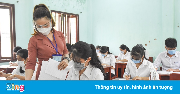 Hơn 1.000 thí sinh Phú Yên và Quảng Ngãi mong đặc cách tốt nghiệp