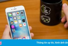 Không chịu dùng iPhone, cầu thủ bóng rổ khiến cả đội bị phạt