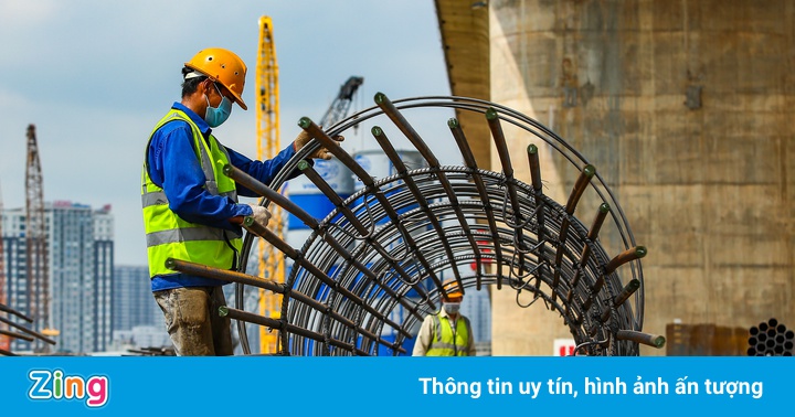 Công trường hơn 2.500 tỷ bắc qua sông Hồng