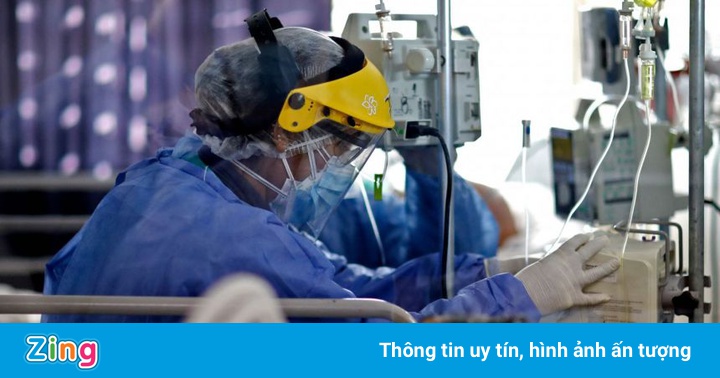 WHO: Thuốc của Roche, Sanofi làm giảm nguy cơ tử vong vì Covid-19