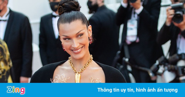 Những chiếc váy gây kinh ngạc tại Cannes 2021