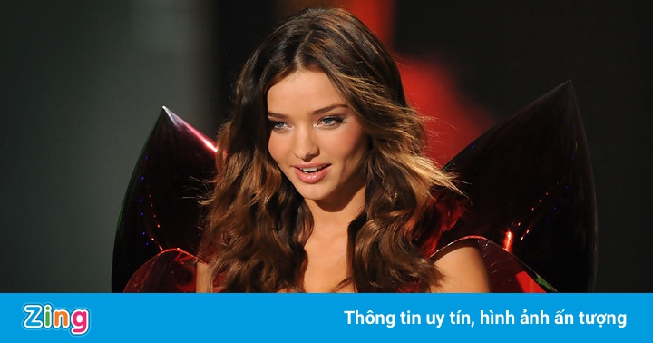 Sự thay đổi của show nội y Victoria’s Secret qua 26 năm