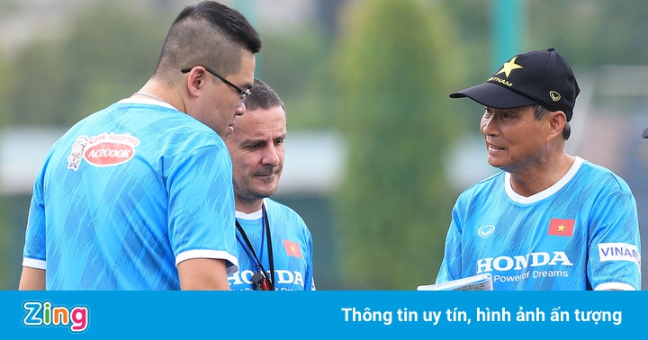 11 thành viên tuyển nữ Việt Nam phải cách ly 11 thành viên tuyển nữ Việt Nam phải cách ly