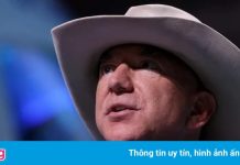 Jeff Bezos chưa phải là phi hành gia