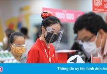 Khách dồn đến siêu thị, sức mua tăng gấp 6 lần