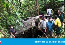 Điều tra vụ 2 người chết trong xe bán tải dưới vực sâu