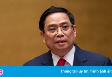 Thủ tướng: ‘Nhiệm vụ cấp bách, quan trọng hàng đầu là chống dịch’