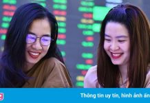 VN-Index lấy lại mốc 1.300 điểm