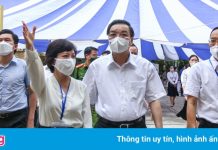 Chủ tịch TP Hà Nội kiểm tra diễn tập tổ chức thi tốt nghiệp THPT