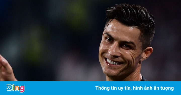 HLV Allegri: ‘Ronaldo phải có trách nhiệm như người anh lớn’