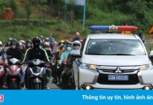 CSGT dẫn đường cho hàng nghìn người từ miền Nam về Tây Nguyên