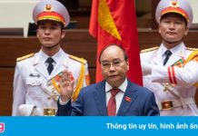 Ông Nguyễn Xuân Phúc tái đắc cử chức Chủ tịch nước