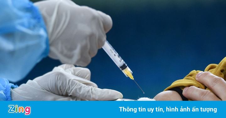 Ai cần trì hoãn tiêm vaccine Covid-19?