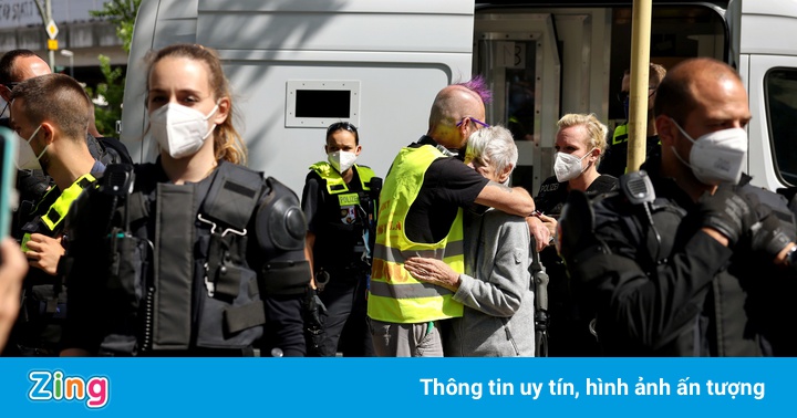 Berlin cấm biểu tình chống lệnh phong tỏa Berlin cấm biểu tình chống lệnh phong tỏa