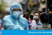 Nhân viên y tế mắc Covid-19 tại Hà Nội không đáng ngại