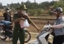 Đe dọa cán bộ chốt kiểm dịch, người phụ nữ bị phạt 2,5 triệu nguoi phu nu de doa can bo chot kiem dich anh 1