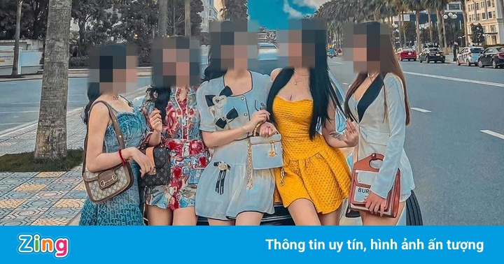 Nhóm hot girl tài chính lôi kéo sự chú ý bằng ảnh khoe thân, sống ảo