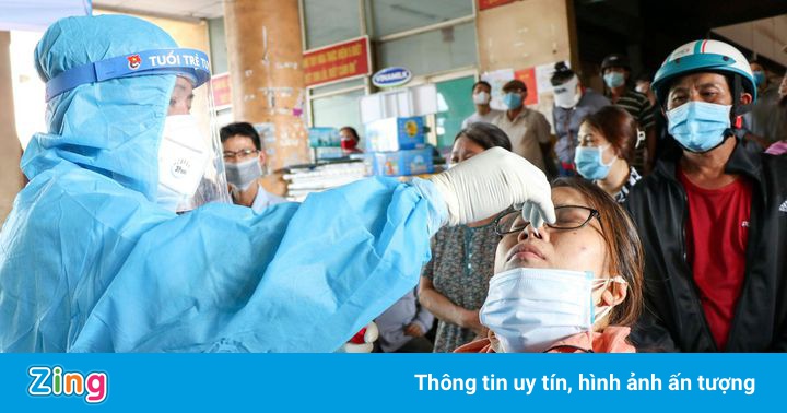 Lao động TP.HCM đổ xô đi xét nghiệm SARS-CoV-2 Lao động TP.HCM đổ xô đi xét nghiệm SARS-CoV-2