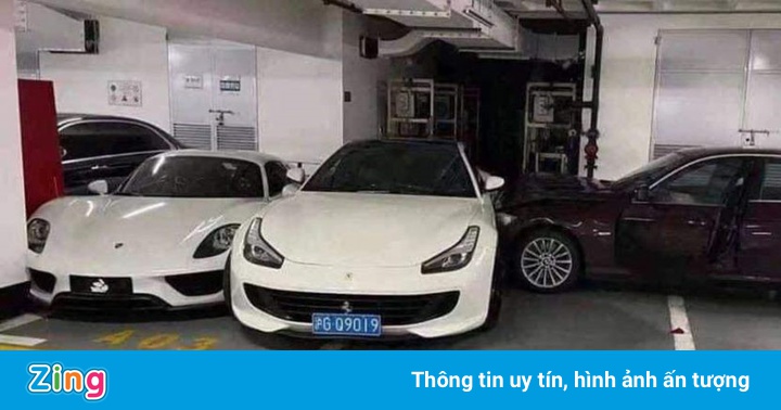 Tài xế lái BMW đâm hỏng siêu xe Ferrari và Porsche ở Trung Quốc