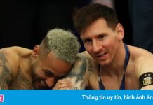 Neymar thay đổi cảm xúc khi ở cạnh Messi