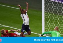 11 pha phản lưới tạo nên kỳ Euro kỳ lạ nhất lịch sử