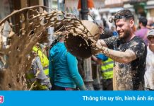 Nhiều vùng tan hoang sau trận lũ lịch sử ở Đức