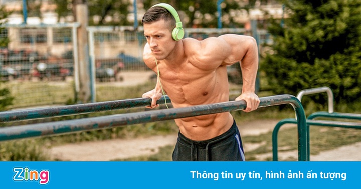 Các động tác tăng cơ không cần tạ của Lý Tiểu Long