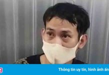 Gí dao vào nữ nhân viên cửa hàng tiện lợi ở TP.HCM để cướp