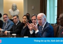 Hình ảnh khác biệt trong cuộc họp cột mốc 6 tháng của ông Biden