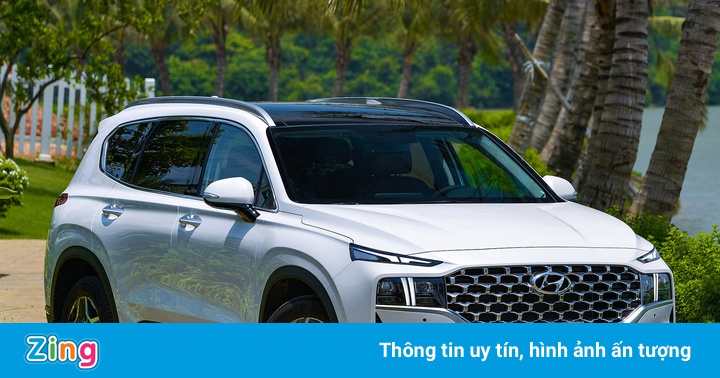 Cần số điện tử của Santa Fe 2021 gây lúng túng cho người dùng mới
