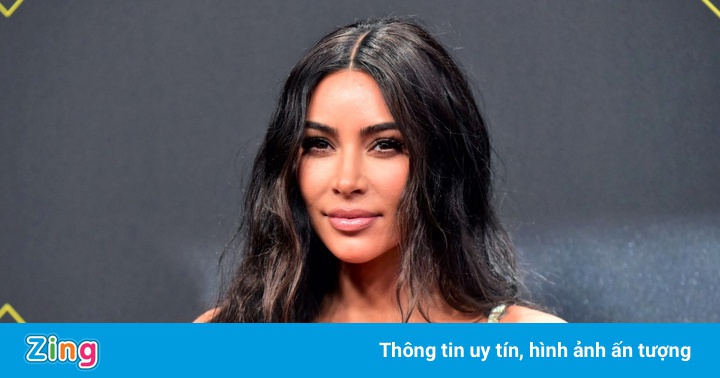 Kim Kardashian tìm bạn trai mới qua ứng dụng hẹn hò