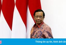 Bộ trưởng Indonesia bị chỉ trích vì bàn về phim tình yêu giữa dịch