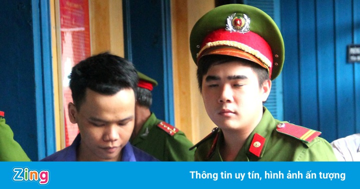 Công an TP.HCM truy tìm tử tù nhiễm nCoV bỏ trốn Công an TP.HCM truy tìm tử tù nhiễm nCoV bỏ trốn