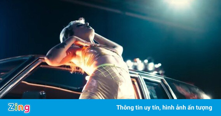 Phim về vũ công khiêu dâm cuồng xe hơi thắng giải Cành cọ Vàng 2021 Phim về vũ công khiêu dâm cuồng xe hơi thắng giải Cành cọ Vàng 2021