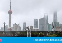 Thượng Hải gần như tê liệt vì bão In-fa