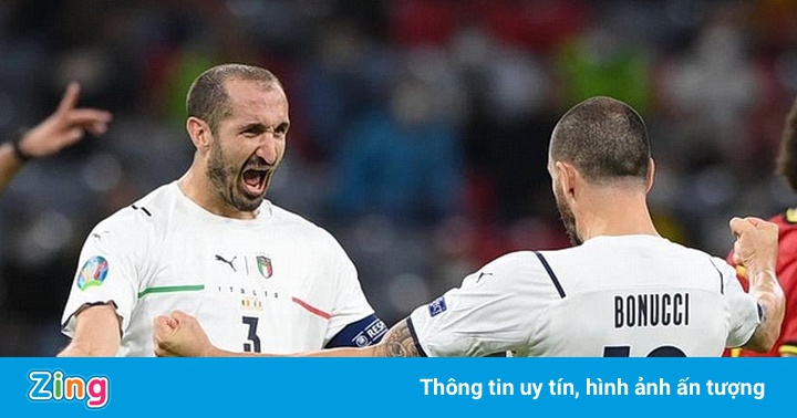 Mourinho: ‘Bonucci và Chiellini có thể tới Harvard dạy đá trung vệ’