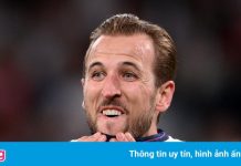 Kane khiến ông chủ Tottenham nóng mặt
