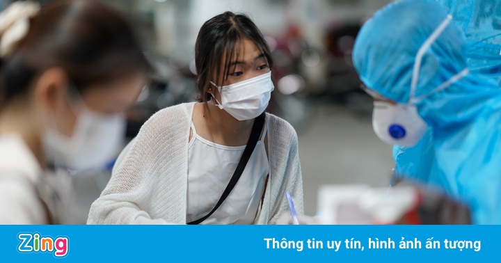 Bảo vệ nhiễm nCoV, 1.500 công nhân tại Hà Nội phải xét nghiệm