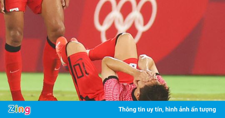 Tiền đạo Hàn Quốc khóc sau trận thua ở Olympic Tiền đạo Hàn Quốc khóc sau trận thua ở Olympic