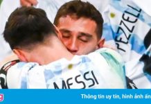 Người hùng tuyển Argentina xúc động sau pha cản luân lưu quyết định