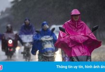 Bắc Kinh đón bão lớn nhất trong năm, hàng trăm chuyến bay bị hủy