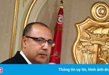 Thủ tướng Tunisia bất ngờ mất chức
