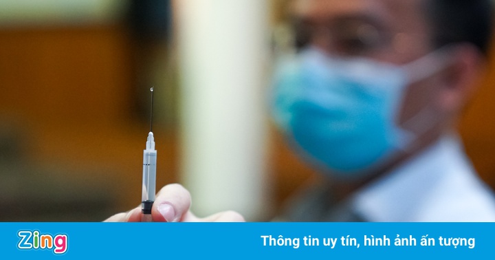 Người tiêm 2 mũi vaccine vẫn phải xét nghiệm nCoV khi vào Quảng Ninh