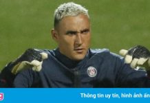 Keylor Navas nổi giận vì quyết định của PSG