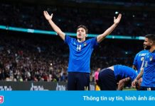 Chiesa không sở hữu siêu xe như các đồng đội ở tuyển Italy