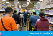 Cổ phiếu bán lẻ thực phẩm lập đỉnh khi TP.HCM giãn cách