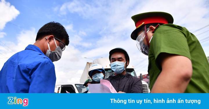Công an TP.HCM lưu ý đặc điểm nhận diện người được qua chốt kiểm dịch Công an TP.HCM lưu ý đặc điểm nhận diện người được qua chốt kiểm dịch