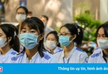 Sinh viên Cao đẳng Y tế Khánh Hòa ra Phú Yên chống dịch