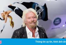 Tỷ phú lập dị tuyên bố bay vào vũ trụ trước Jeff Bezos