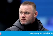Rooney nhờ cảnh sát điều tra vụ bị phát tán hình ảnh với gái lạ